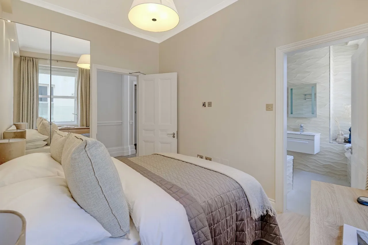 Wellington Court, SW1X, photo 16