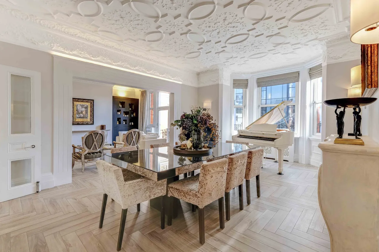 Wellington Court, SW1X, photo 6