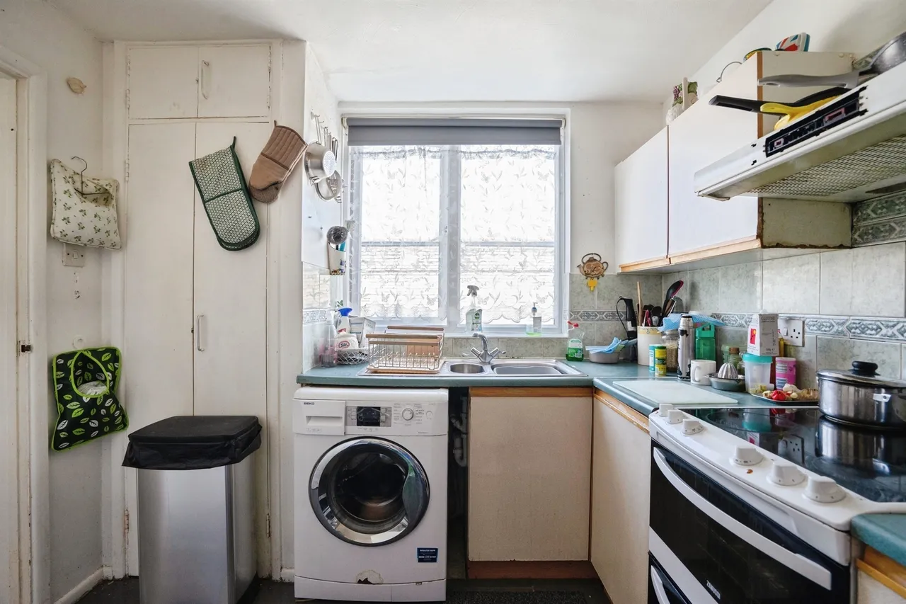 Meadow Road, Worthing, photo 5
