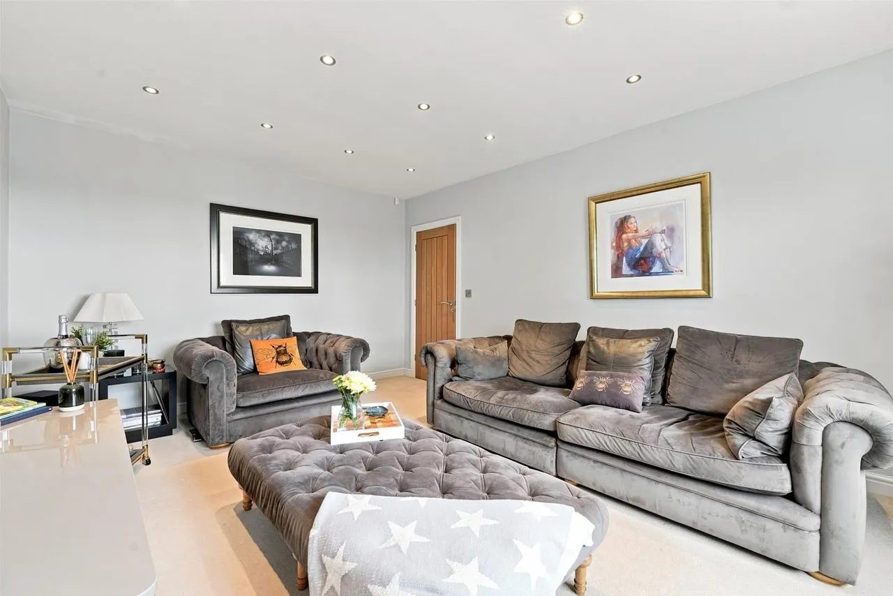Ecton Avenue, Macclesfield, photo 6