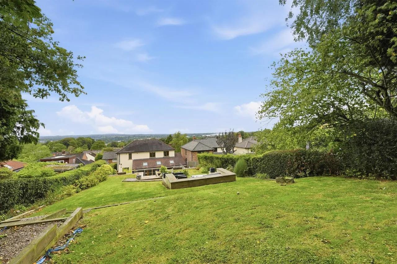 Ecton Avenue, Macclesfield, photo 5
