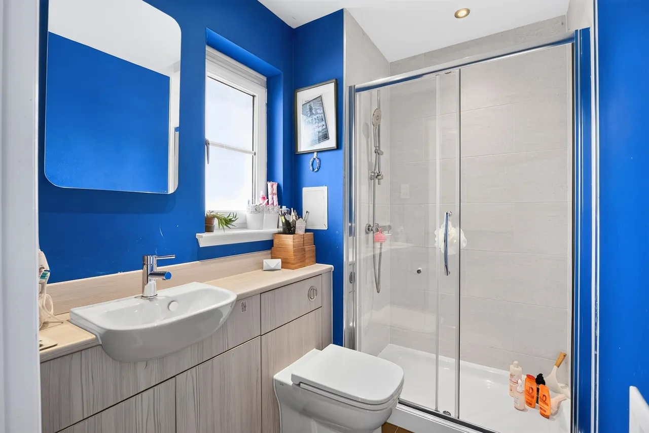 Craigton Drive, Dargavel, PA7, photo 14