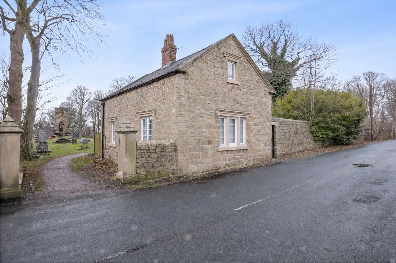 2 bed house for sale — Abbey Road, Dentons Green, St. Helens, St. Helens, WA10 6JU