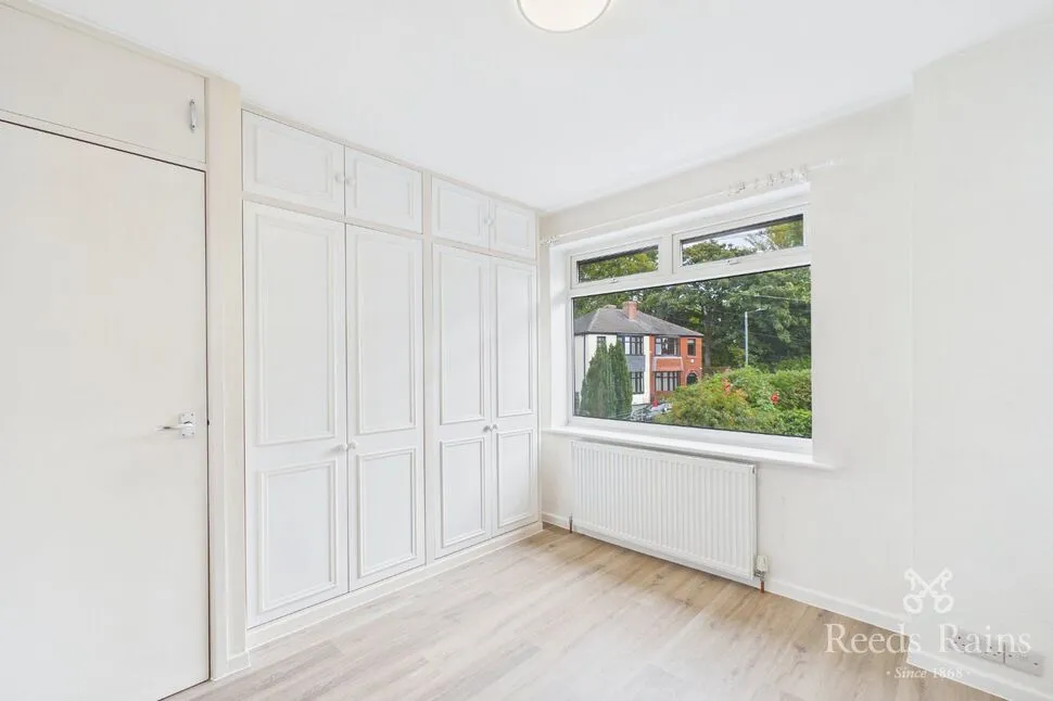 Lodge Lane, Hyde, SK14, photo 10