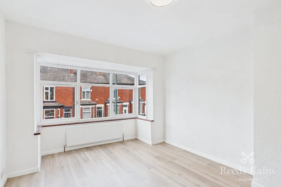 Lodge Lane, Hyde, SK14, photo 9
