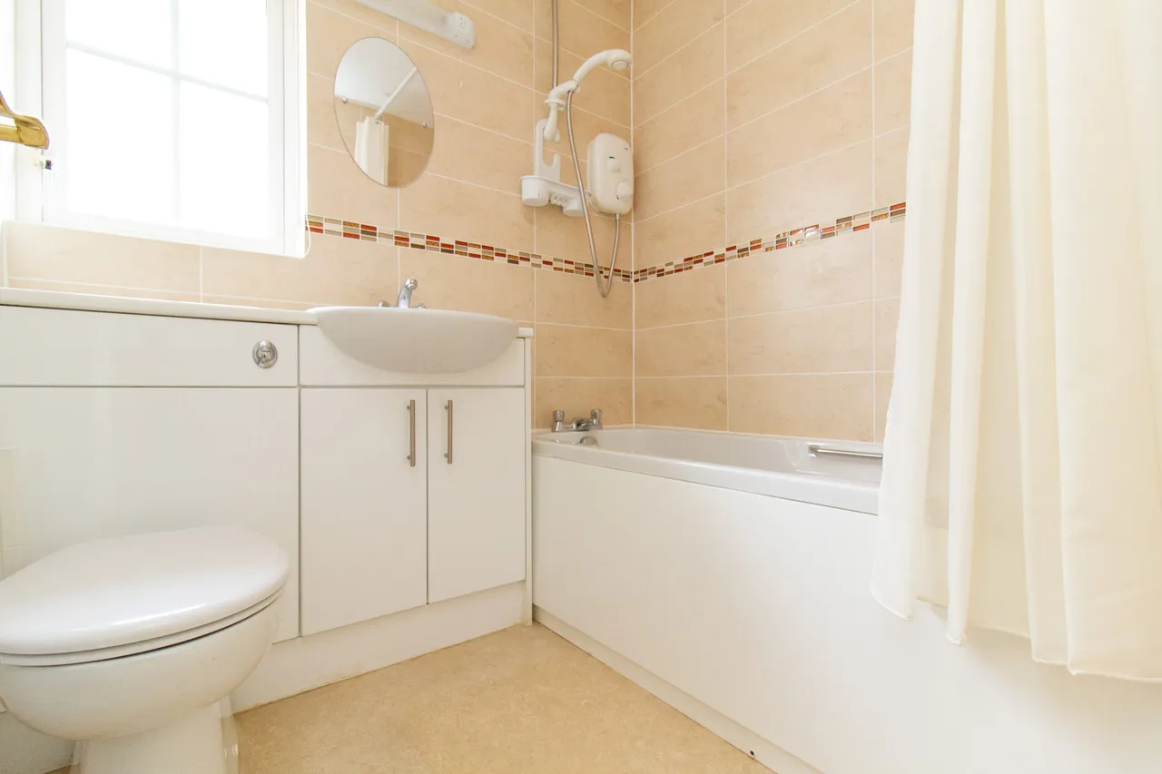 Cavendish Gardens, Church Crookham, Fleet, GU52 6PD, photo 13