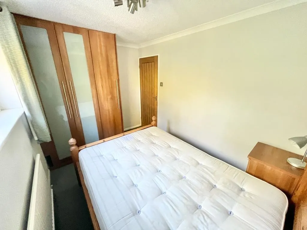 Frimley Green, Camberley, photo 6