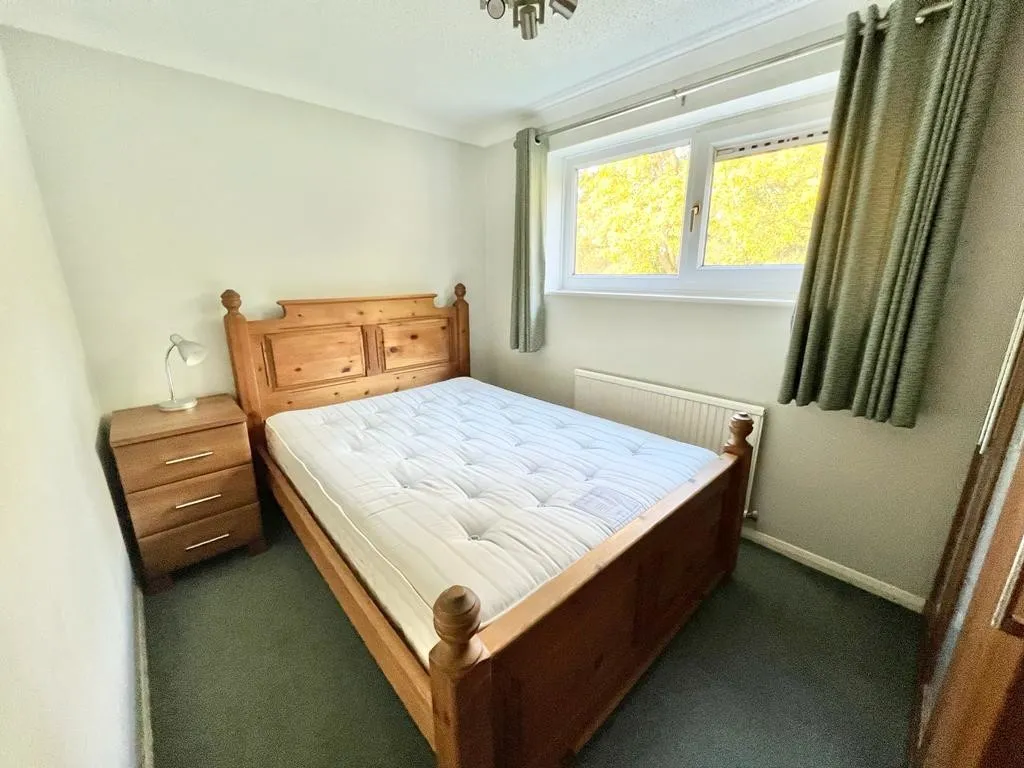Frimley Green, Camberley, photo 5
