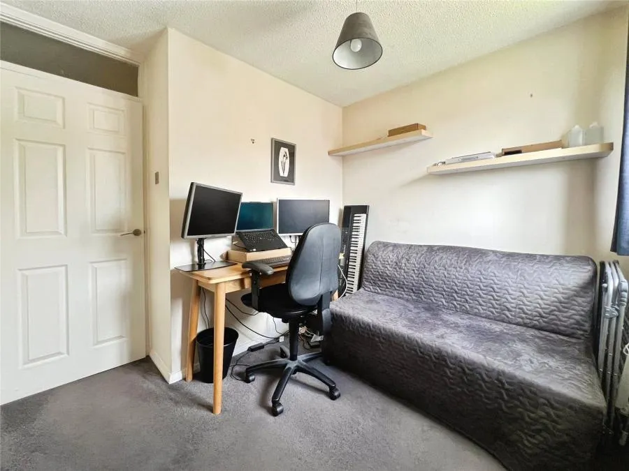 Lalande Close, Wokingham, RG41, photo 13