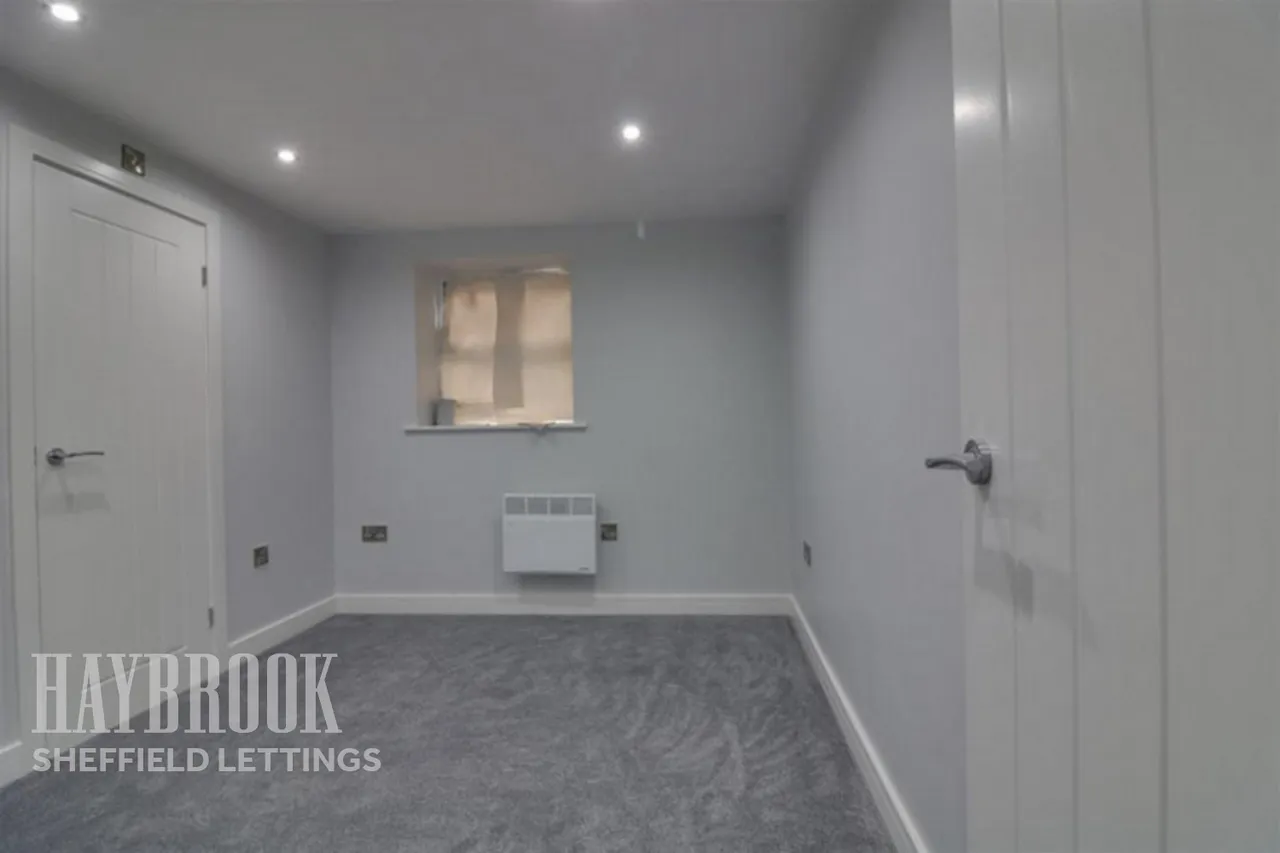 Hillsborough, S6, photo 7