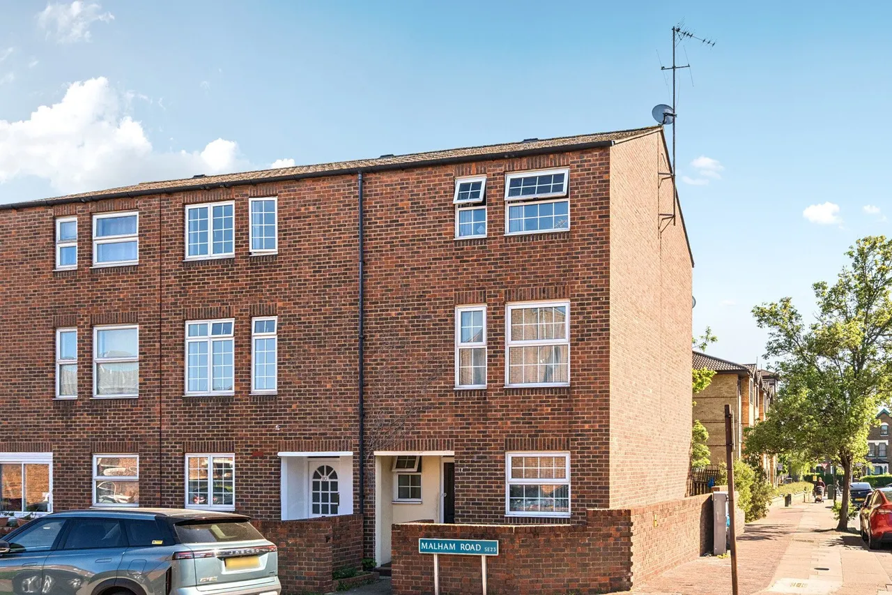5 bed house for sale — Malham Road, SE23