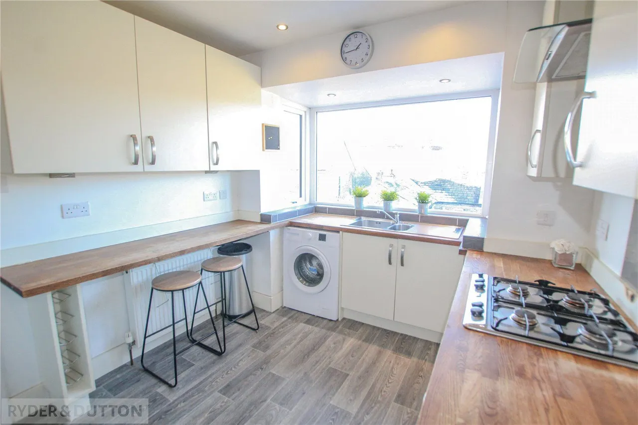 Beaumont Street, Netherton, HD4, photo 2