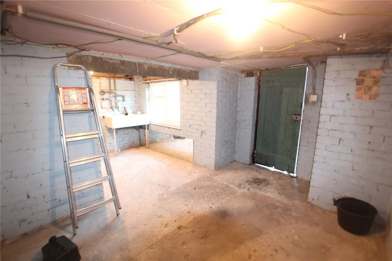 Beaumont Street, Netherton, HD4, photo 26