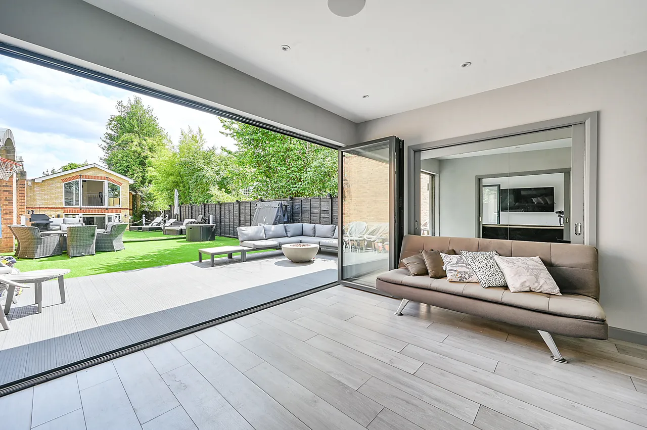 5 Daubeney Place, Hampton, photo 4