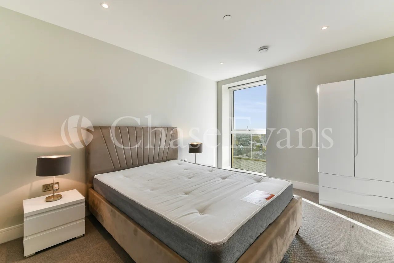 Merrick Road, Southall, UB2, photo 5