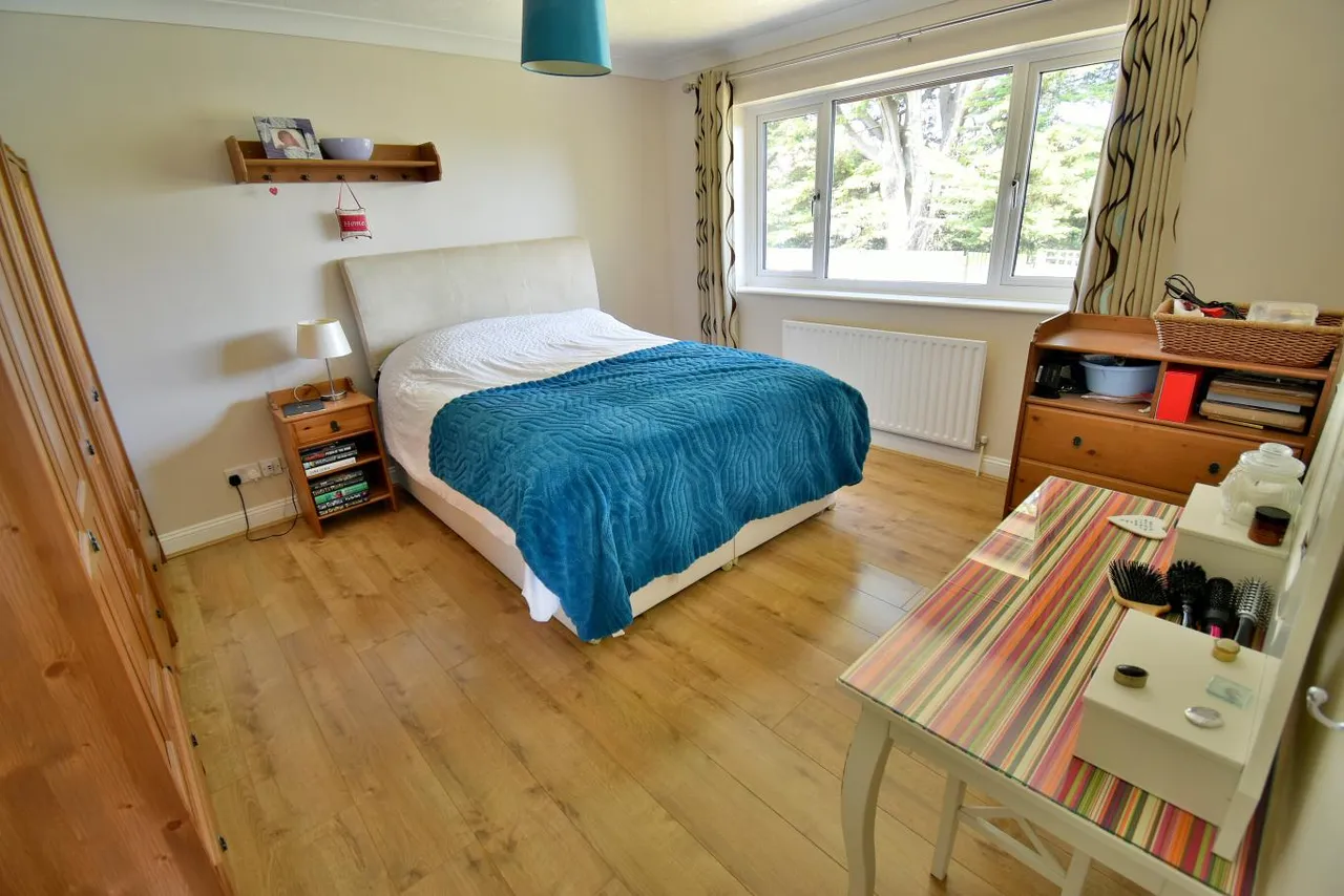 Coppice Avenue, BH22, photo 11