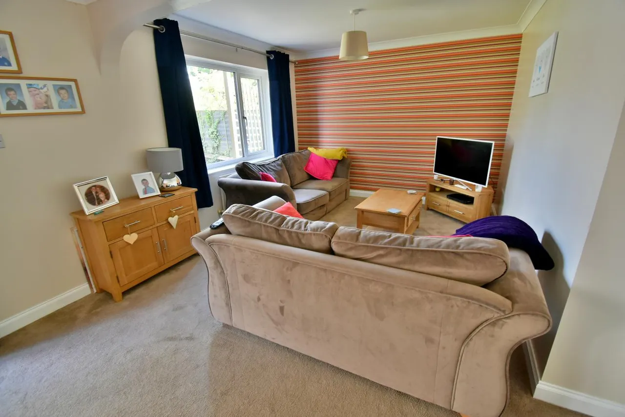 Coppice Avenue, BH22, photo 7
