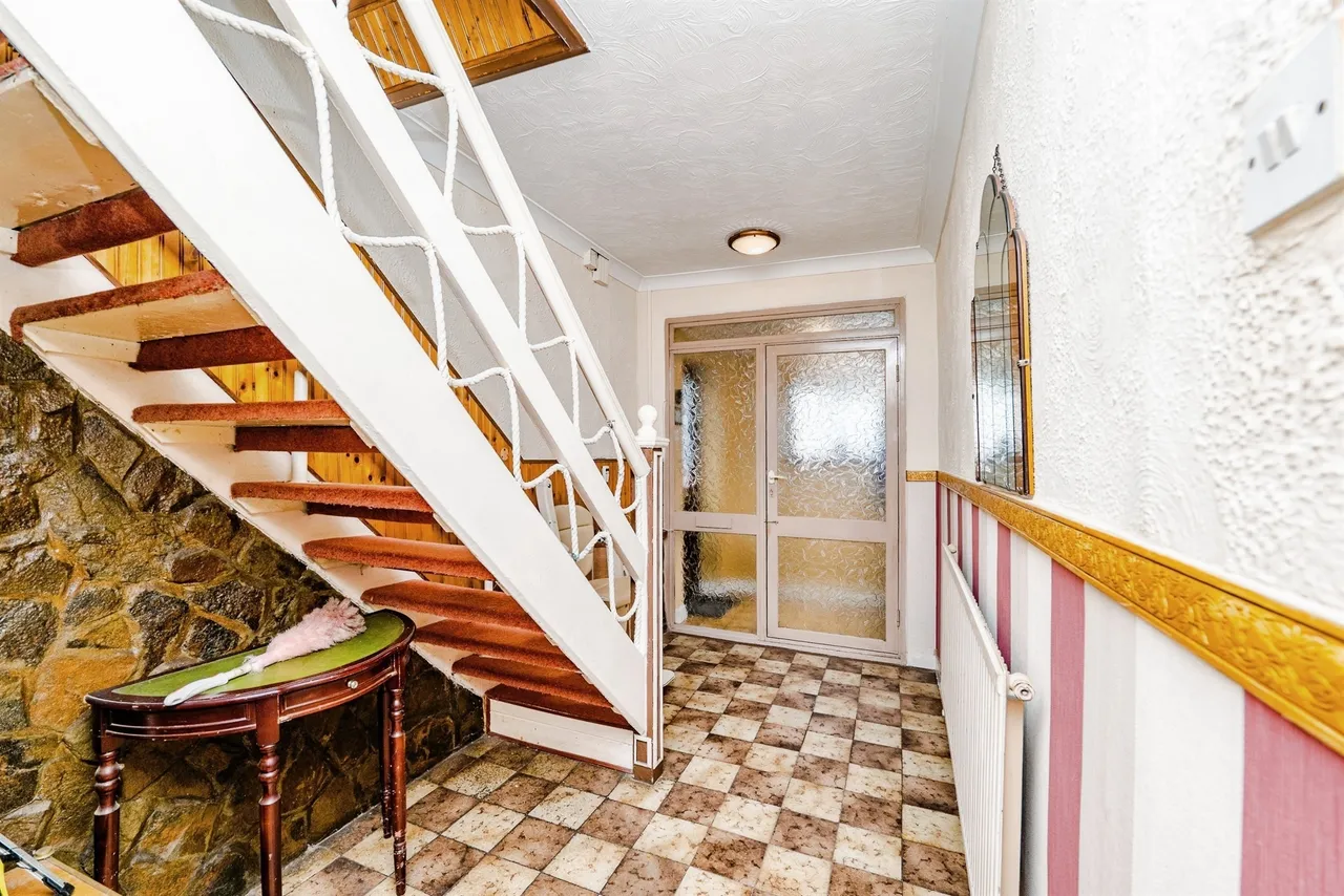 Charles Street, Bridgend, CF31, photo 2