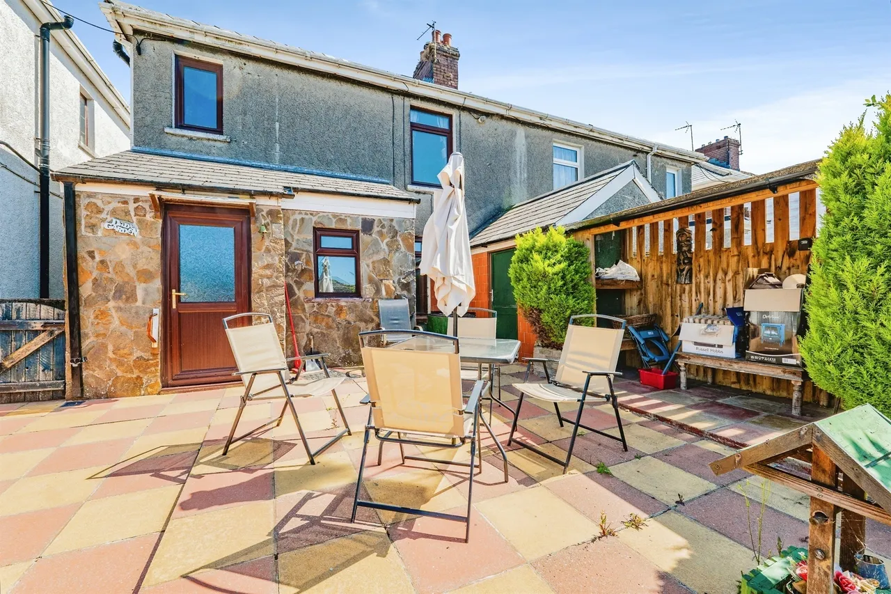 Charles Street, Bridgend, CF31, photo 9