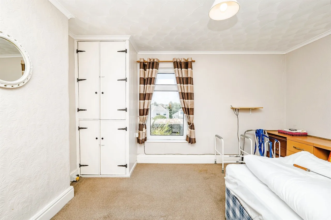 Charles Street, Bridgend, CF31, photo 14