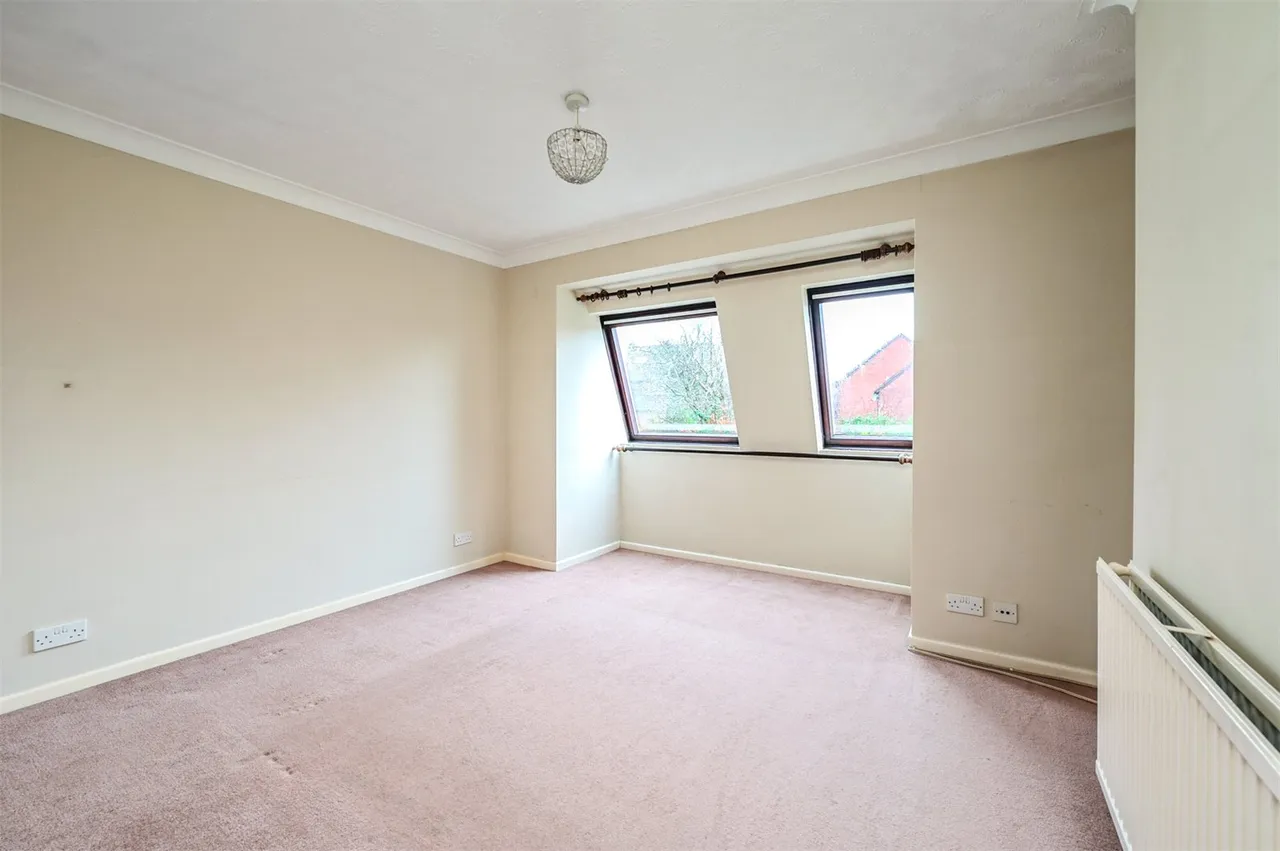 Burgess Close, Odiham, RG29, photo 4