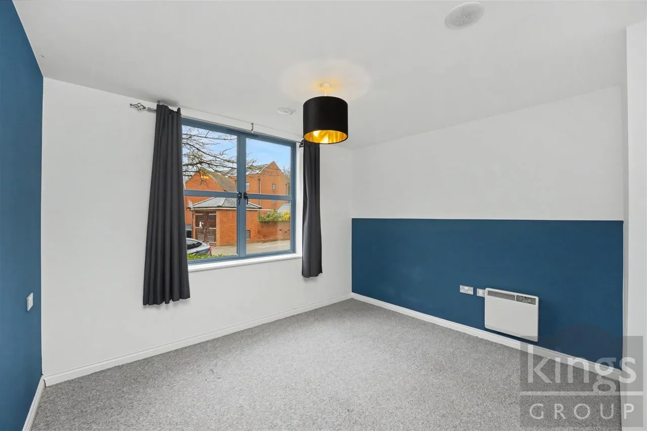 Soper Square, Newhall, photo 11