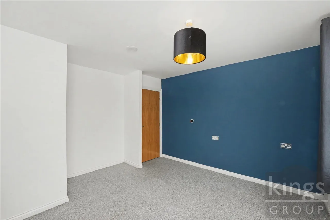Soper Square, Newhall, photo 13