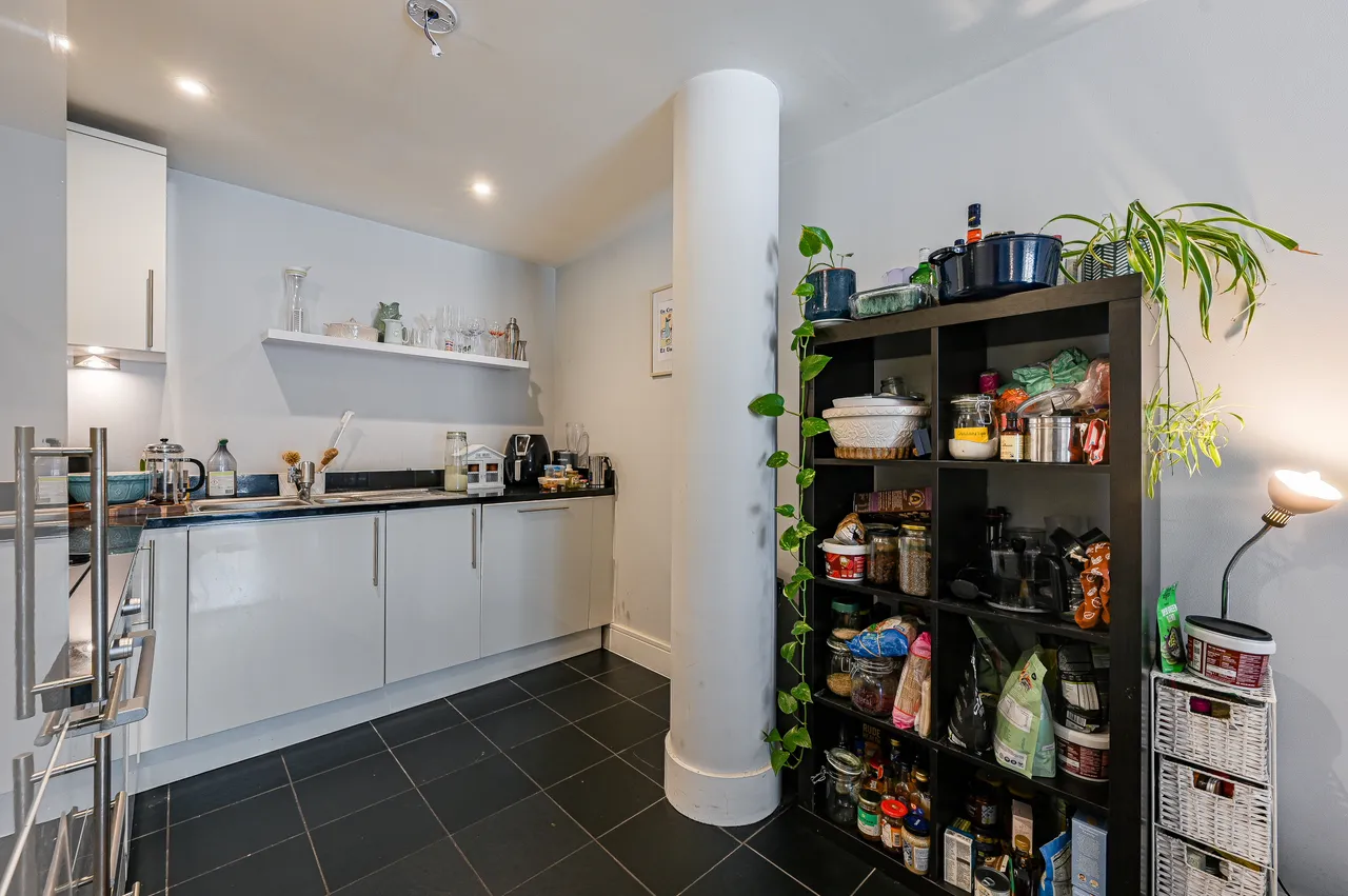 25 Torrent Lodge, 11 Merryweather Place, London, photo 9