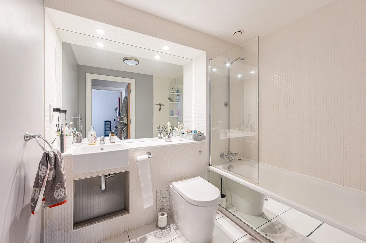 25 Torrent Lodge, 11 Merryweather Place, London, photo 6