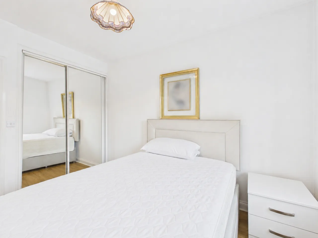 Ashford Crescent, Ashford, TW15, photo 7