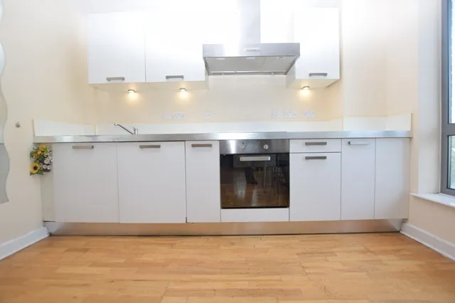 2 bed flat to rent — Metis, 1 Scotland St, S3 7AQ