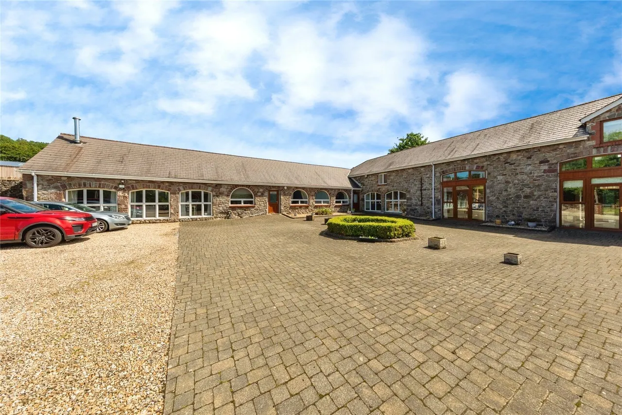 Derwydd Road, Derwydd, SA18, photo 42