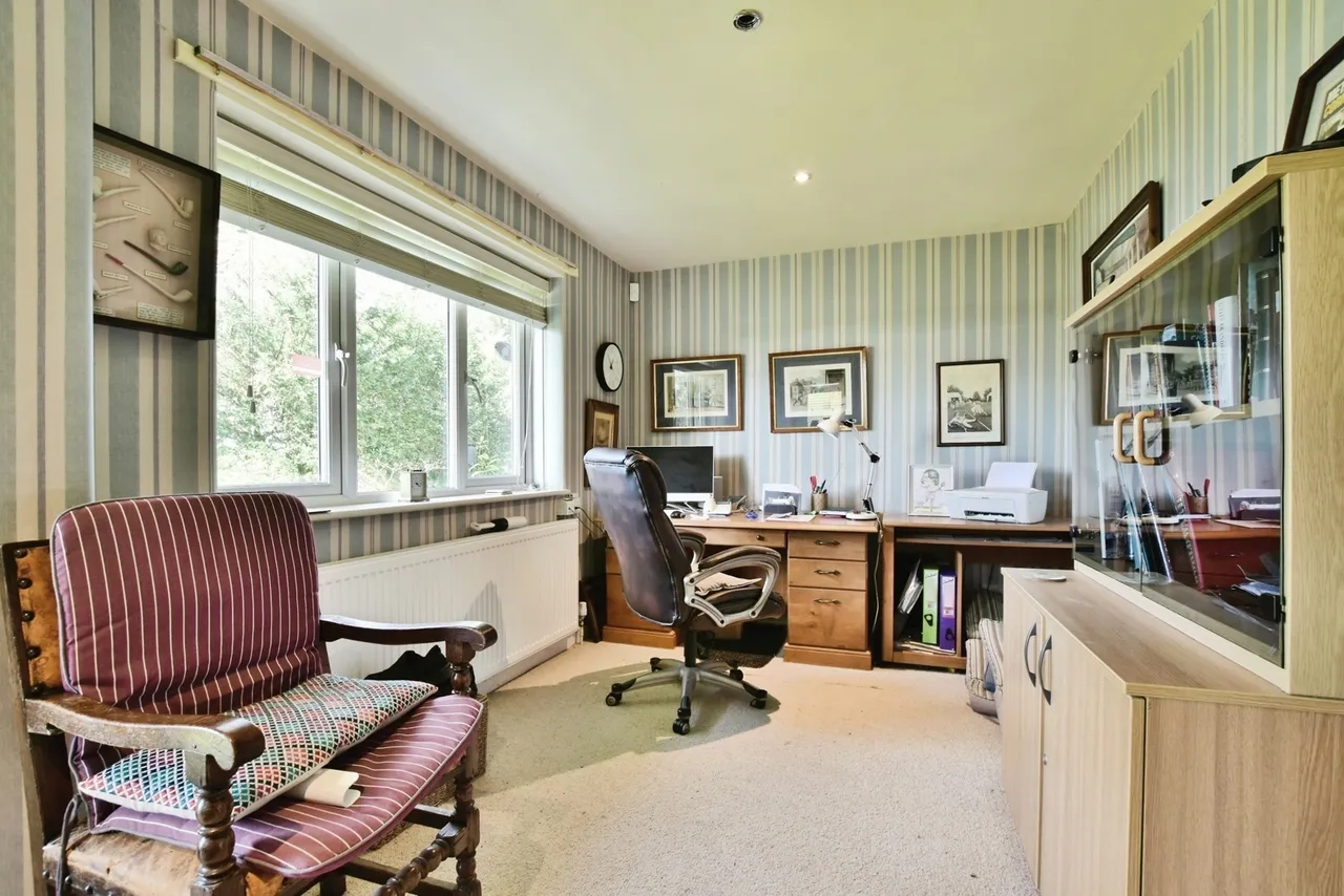 Beechfield Road, ALDERLEY EDGE, Cheshire, SK9, photo 16