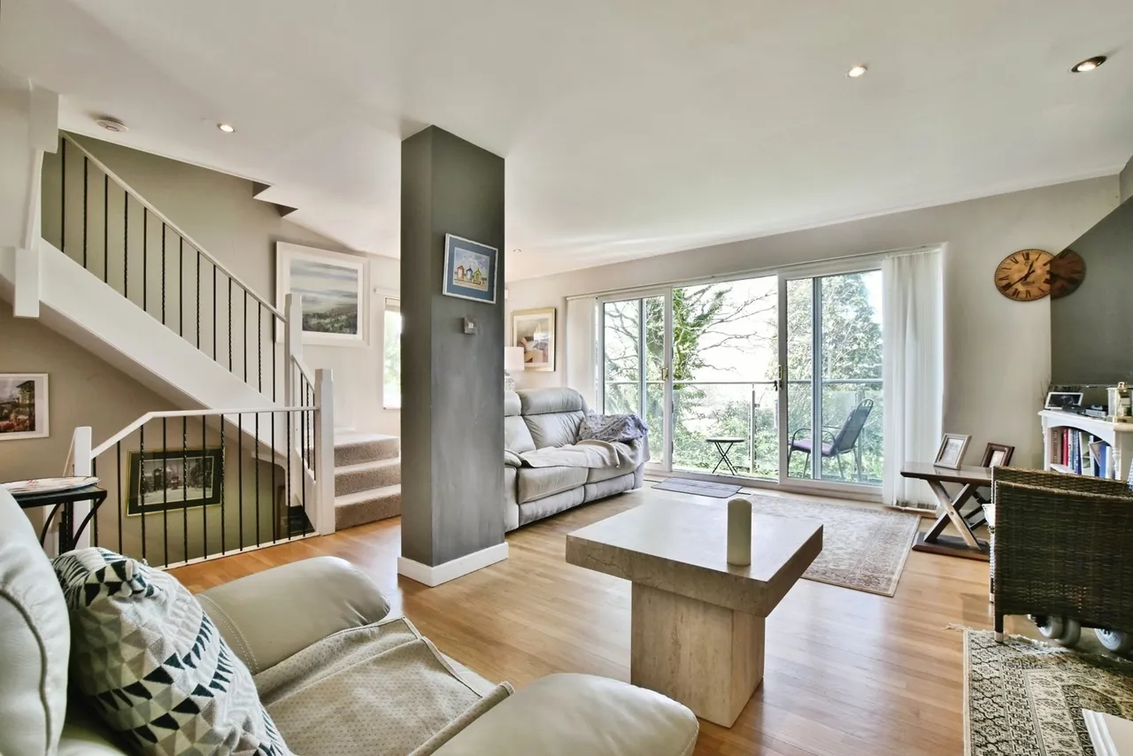 Beechfield Road, ALDERLEY EDGE, Cheshire, SK9, photo 2