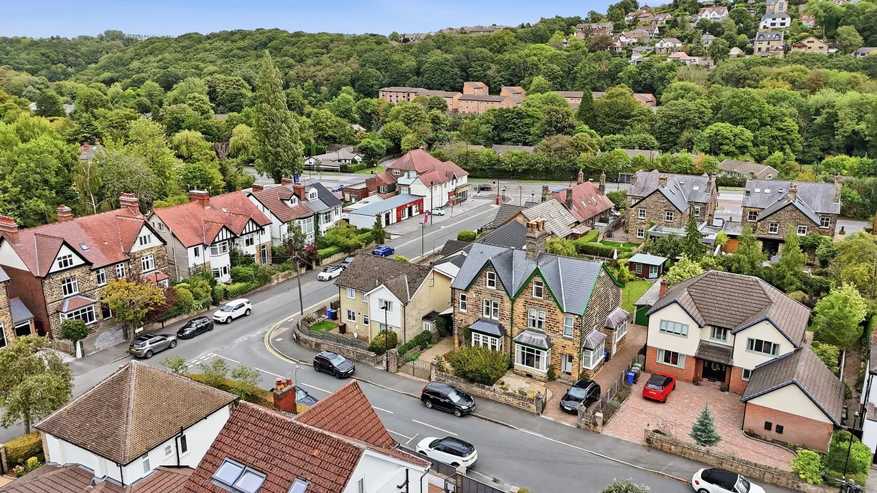 Bushey Wood Road, Sheffield, S17, photo 18
