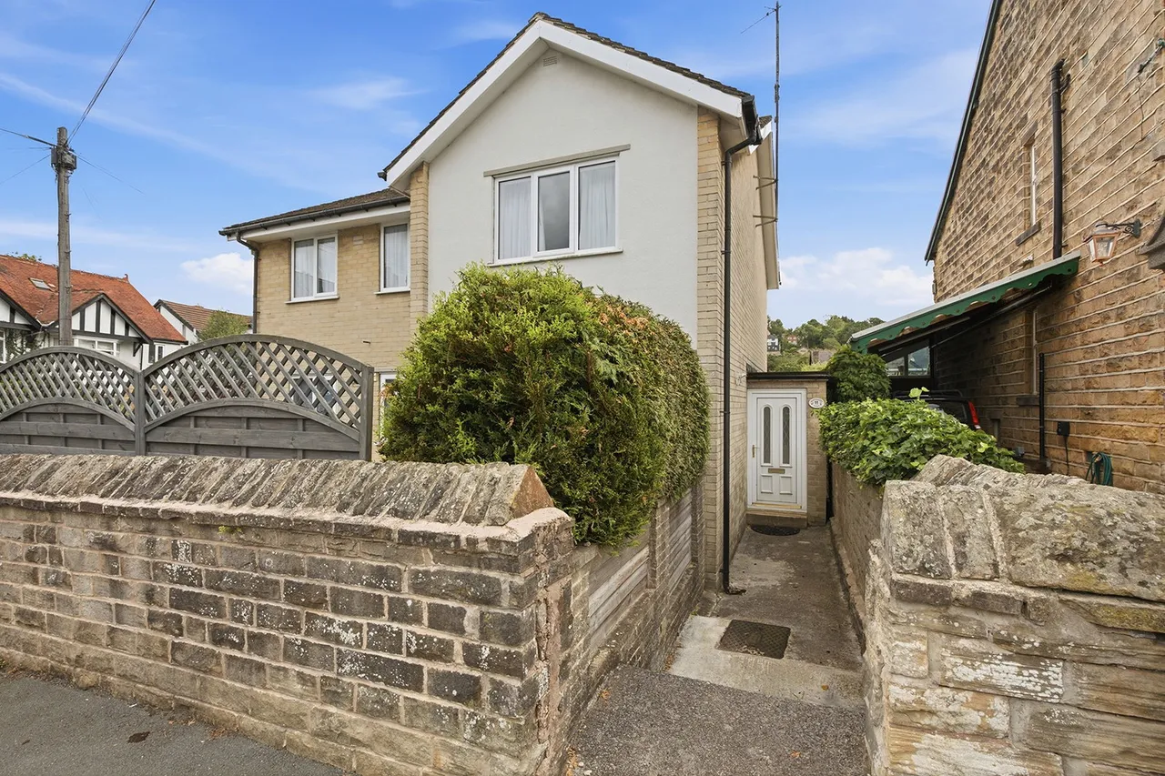 Bushey Wood Road, Sheffield, S17, photo 15