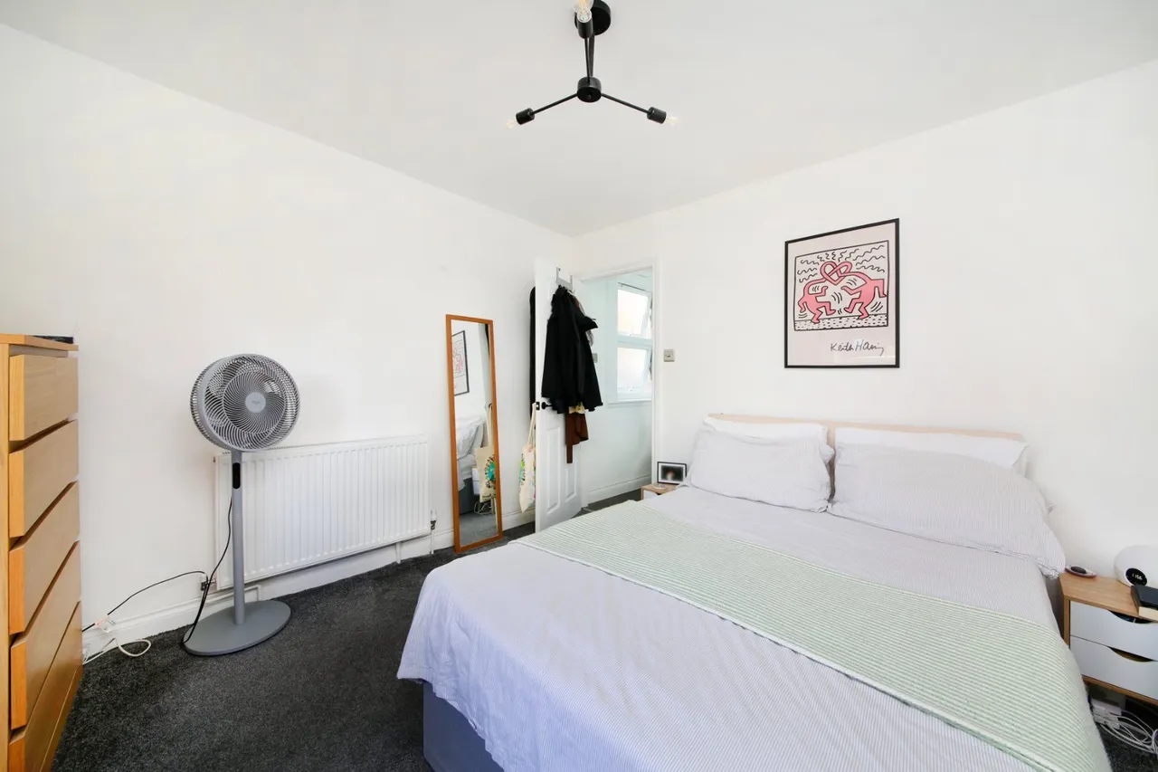 Carminia Road, London, SW17, photo 8