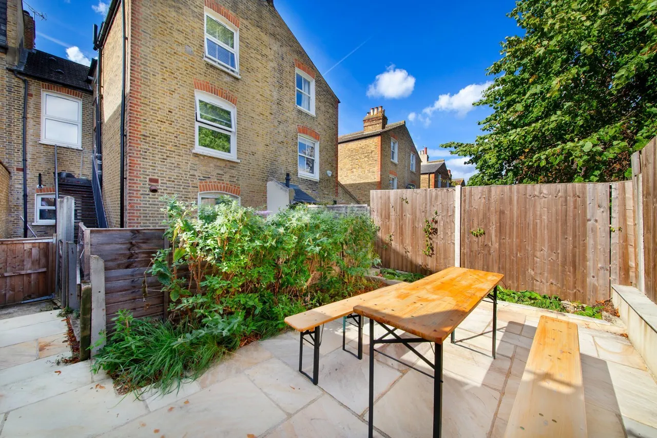 Carminia Road, London, SW17, photo 9