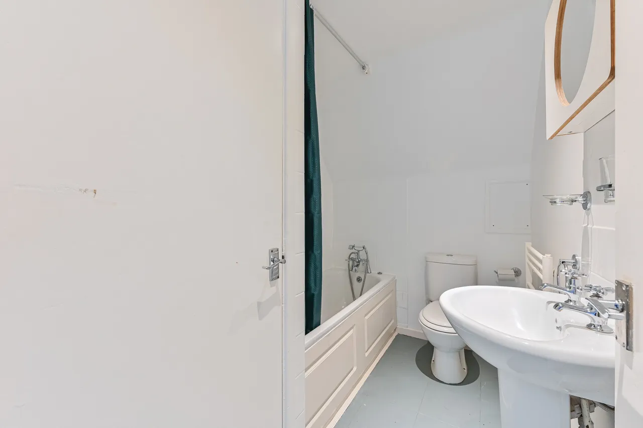 London, SE19, photo 13