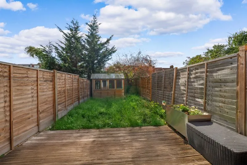 Chelsea Gardens Cheam, Sutton SM3 9TN, photo 9