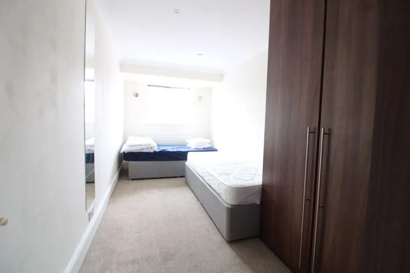 Milton Way Houghton Regis, Dunstable LU5 5UE, photo 11