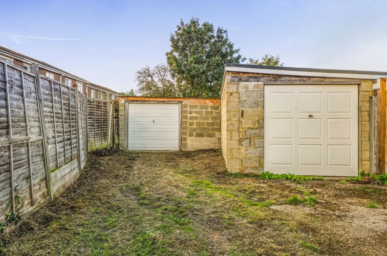 Windsor Avenue, Cheam, SM3, photo 12