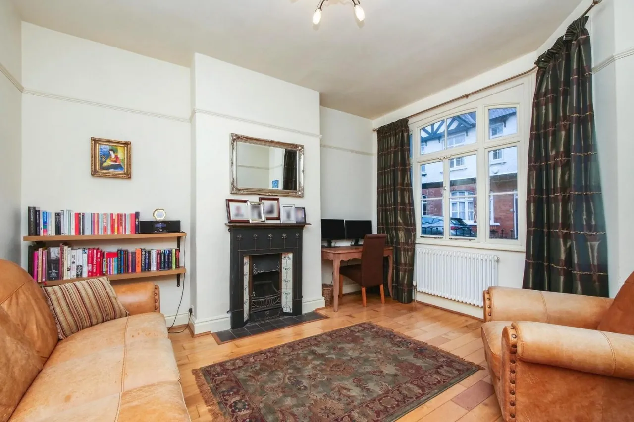 North Parade, Bootham, YO30, photo 4
