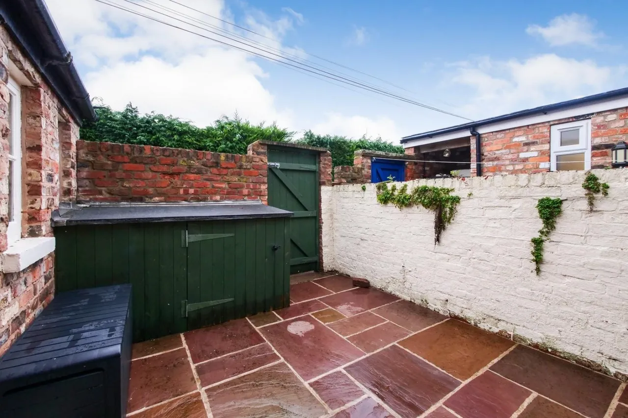 North Parade, Bootham, YO30, photo 26