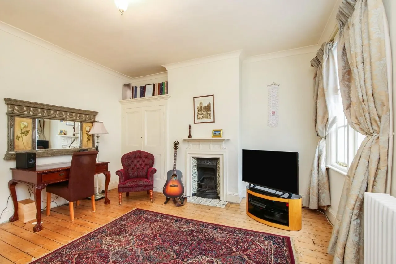 North Parade, Bootham, YO30, photo 13