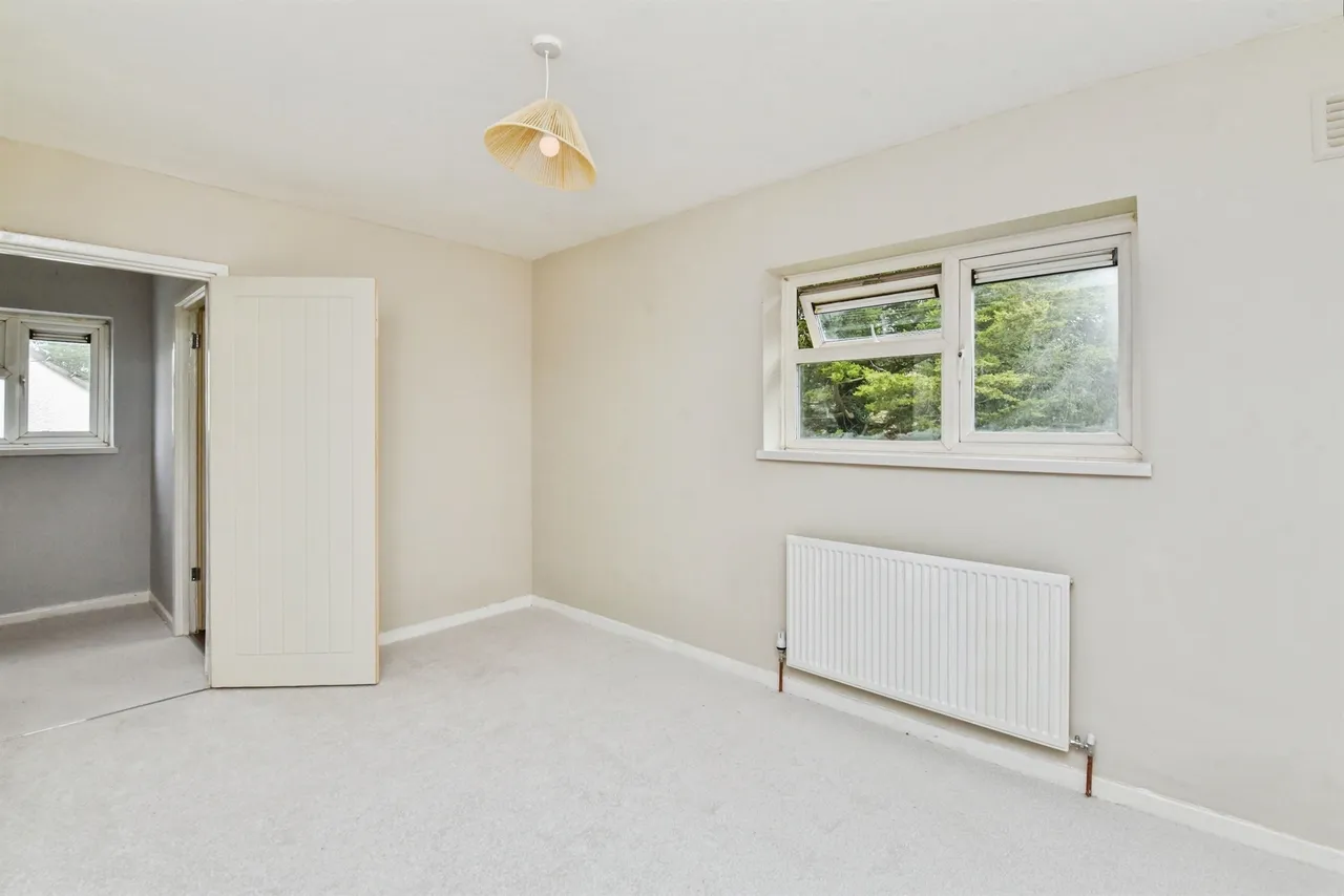 Hill Rise, Chippenham, photo 8