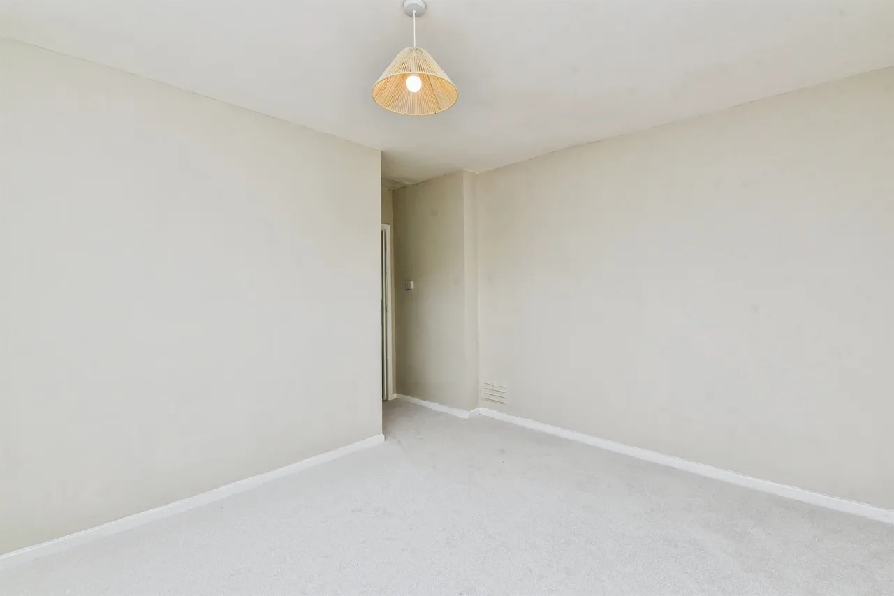 Hill Rise, Chippenham, photo 7