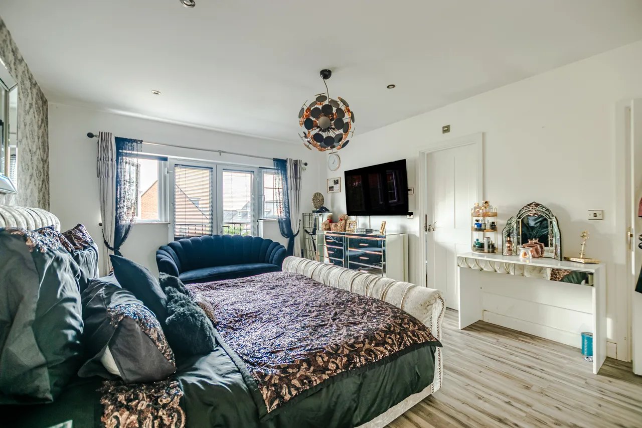 Clapham Avenue, Adel, LS16, photo 12