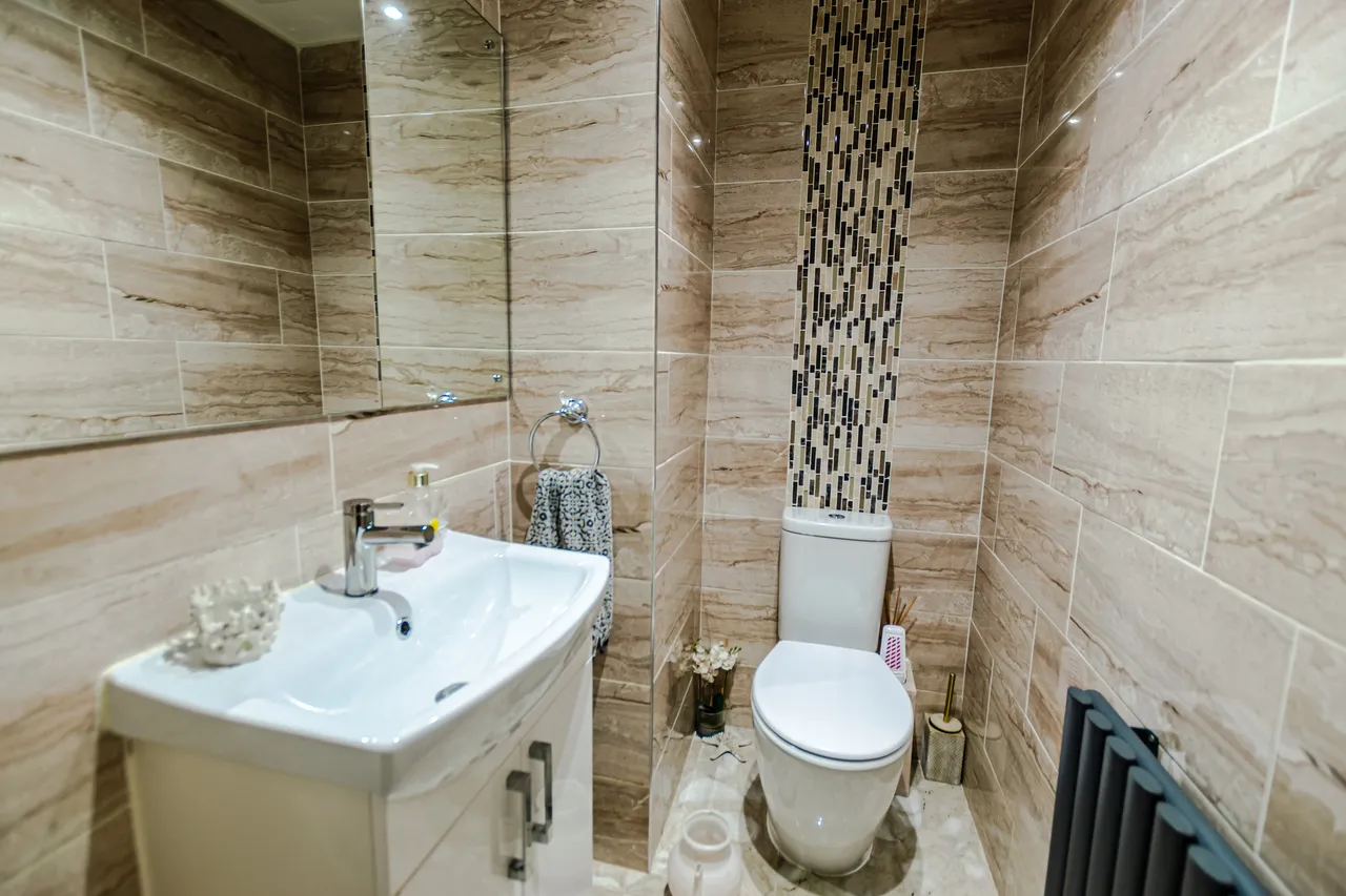 Clapham Avenue, Adel, LS16, photo 9