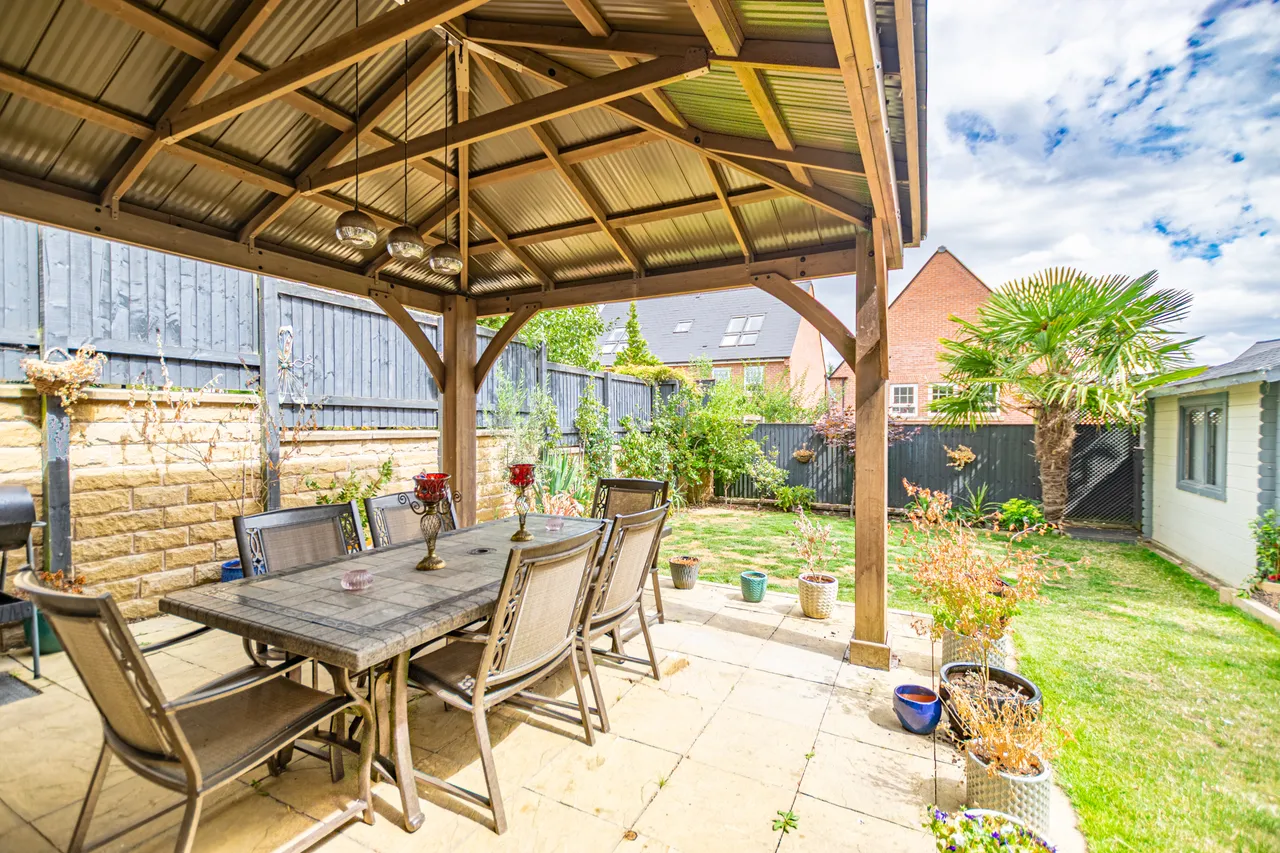 Clapham Avenue, Adel, LS16, photo 23